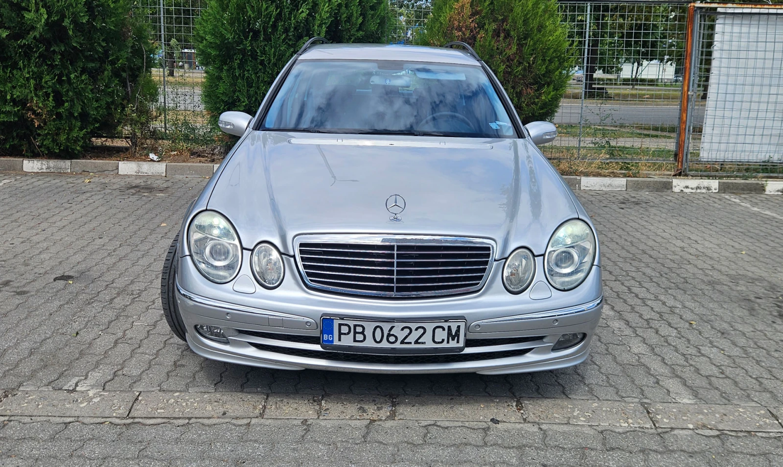 Mercedes-Benz E 320  - изображение 2