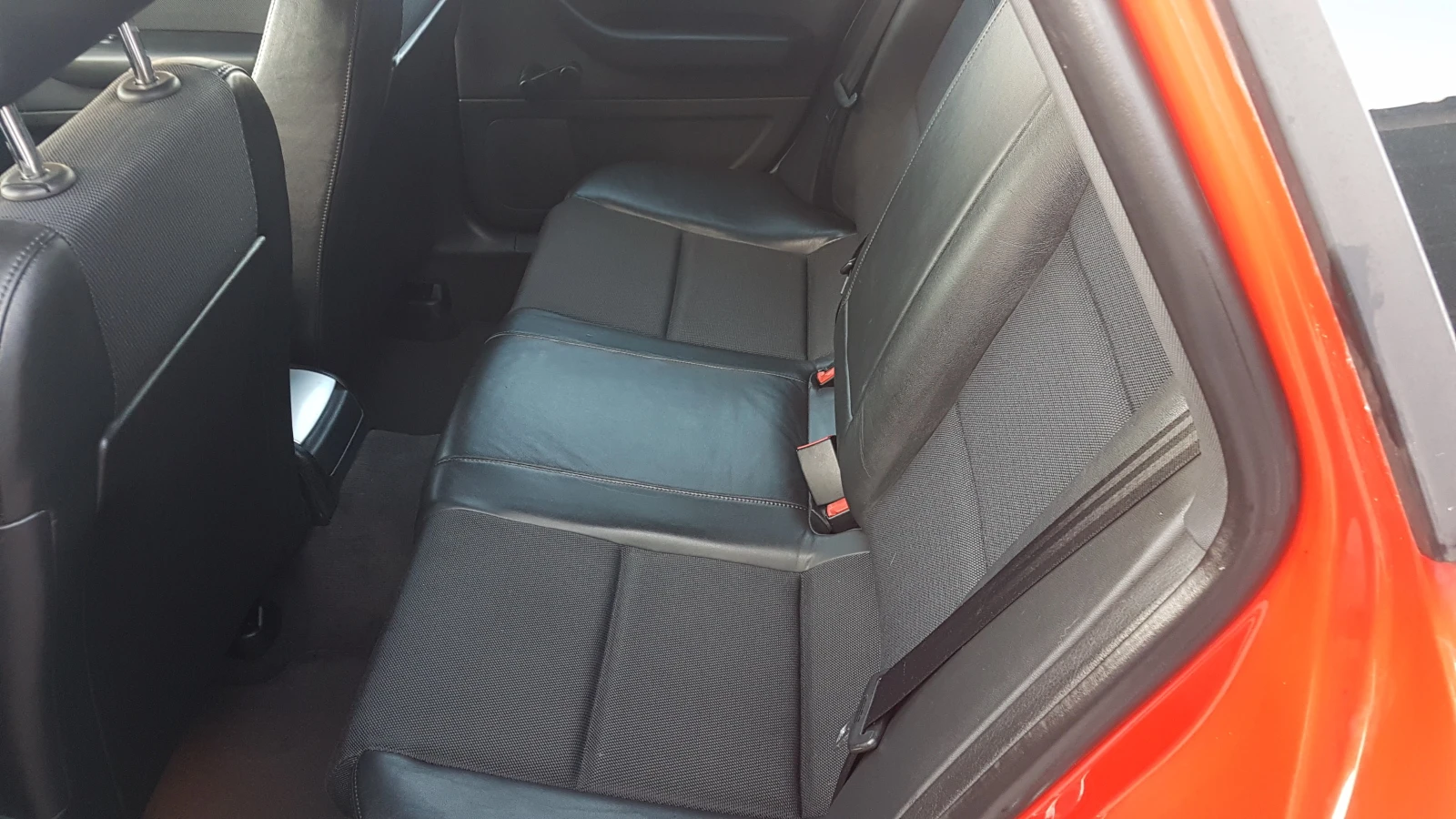 Audi A4 1.9TDI S-line, снимка 11 - Автомобили и джипове - 53824922