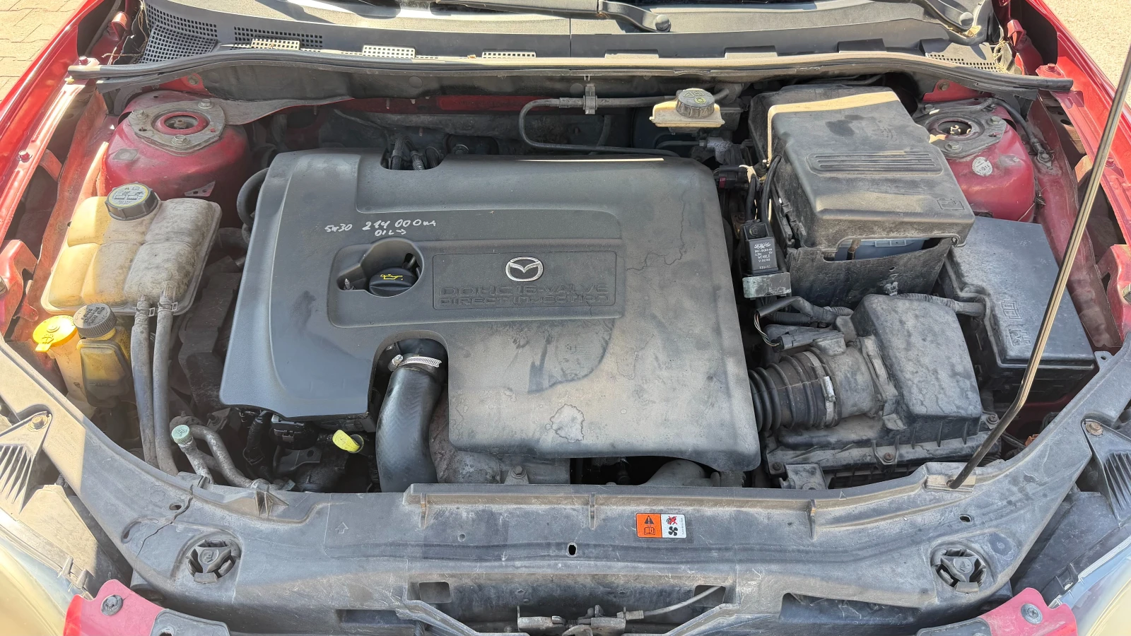 Mazda 3 1.6D, снимка 10 - Автомобили и джипове - 53831547