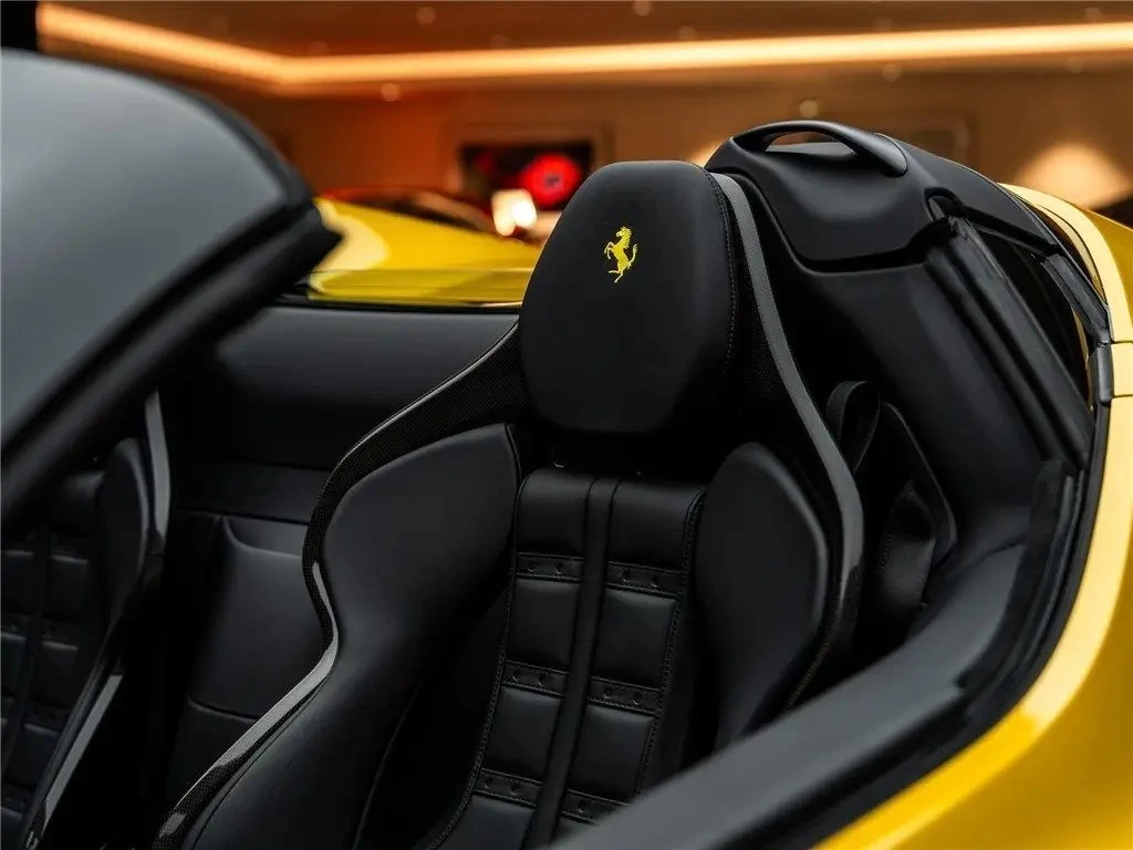 Ferrari SF 90 Spider Plug-in Hybrid AWD, снимка 11 - Автомобили и джипове - 54340805