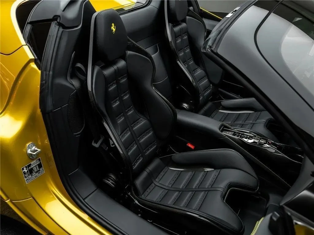 Ferrari SF 90 Spider Plug-in Hybrid AWD, снимка 9 - Автомобили и джипове - 54340805