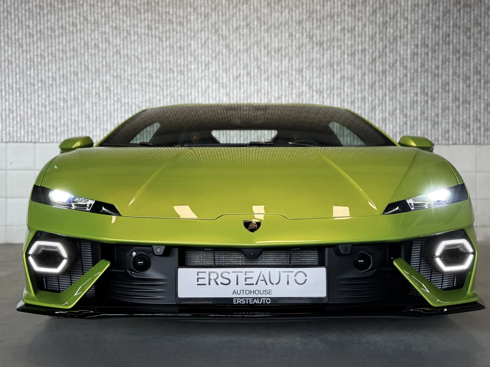 Lamborghini Temerario PHEV KERAMIK LIFT-SYSTEM CARBON, снимка 5 - Автомобили и джипове - 54543290
