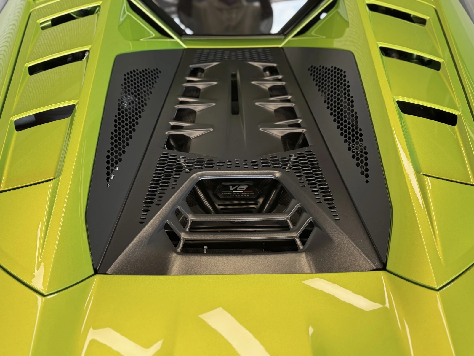 Lamborghini Temerario PHEV KERAMIK LIFT-SYSTEM CARBON, снимка 9 - Автомобили и джипове - 54543290