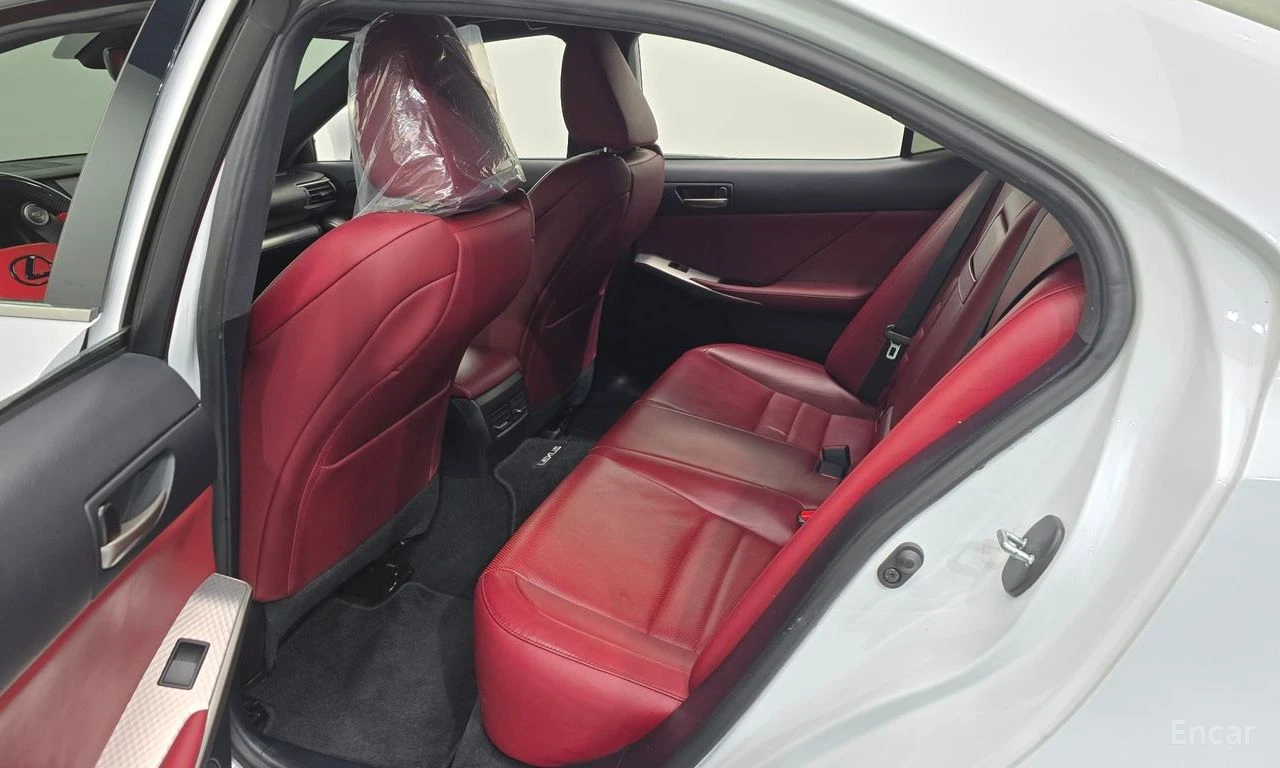 Lexus IS 300 F* SPORT* ПОДГРЕВ* ОБДУХВАНЕ* LANE* ASSIST* 360КАМ, снимка 16 - Автомобили и джипове - 54580724