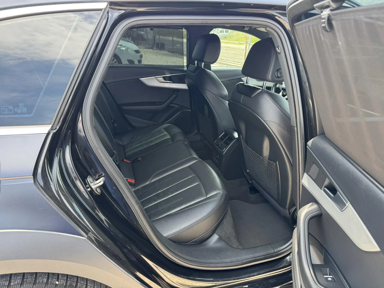 Audi A4 Allroad 2.0TDI, снимка 13 - Автомобили и джипове - 54657651