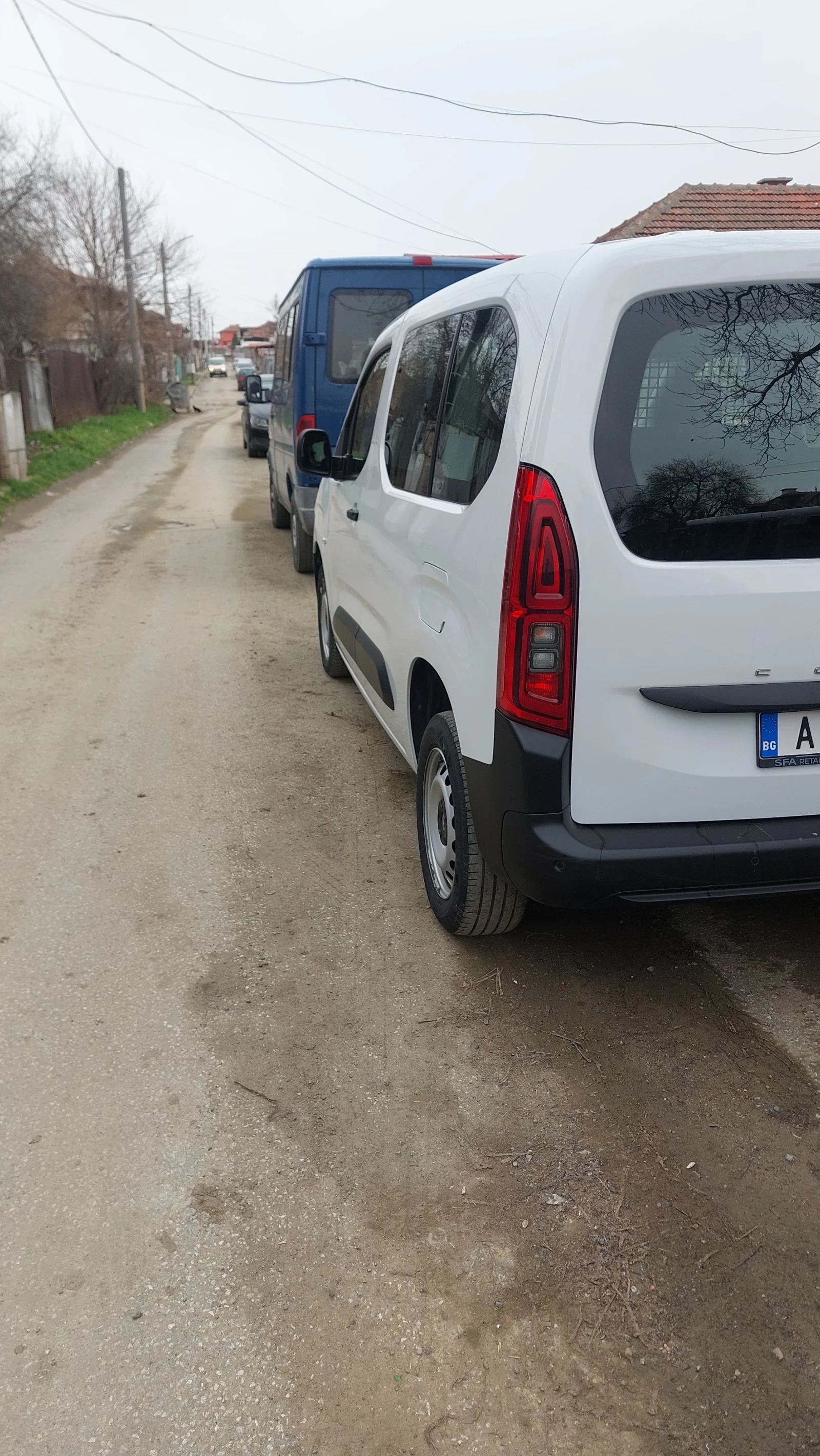 Opel Combo 1.5, снимка 5 - Автомобили и джипове - 54682637