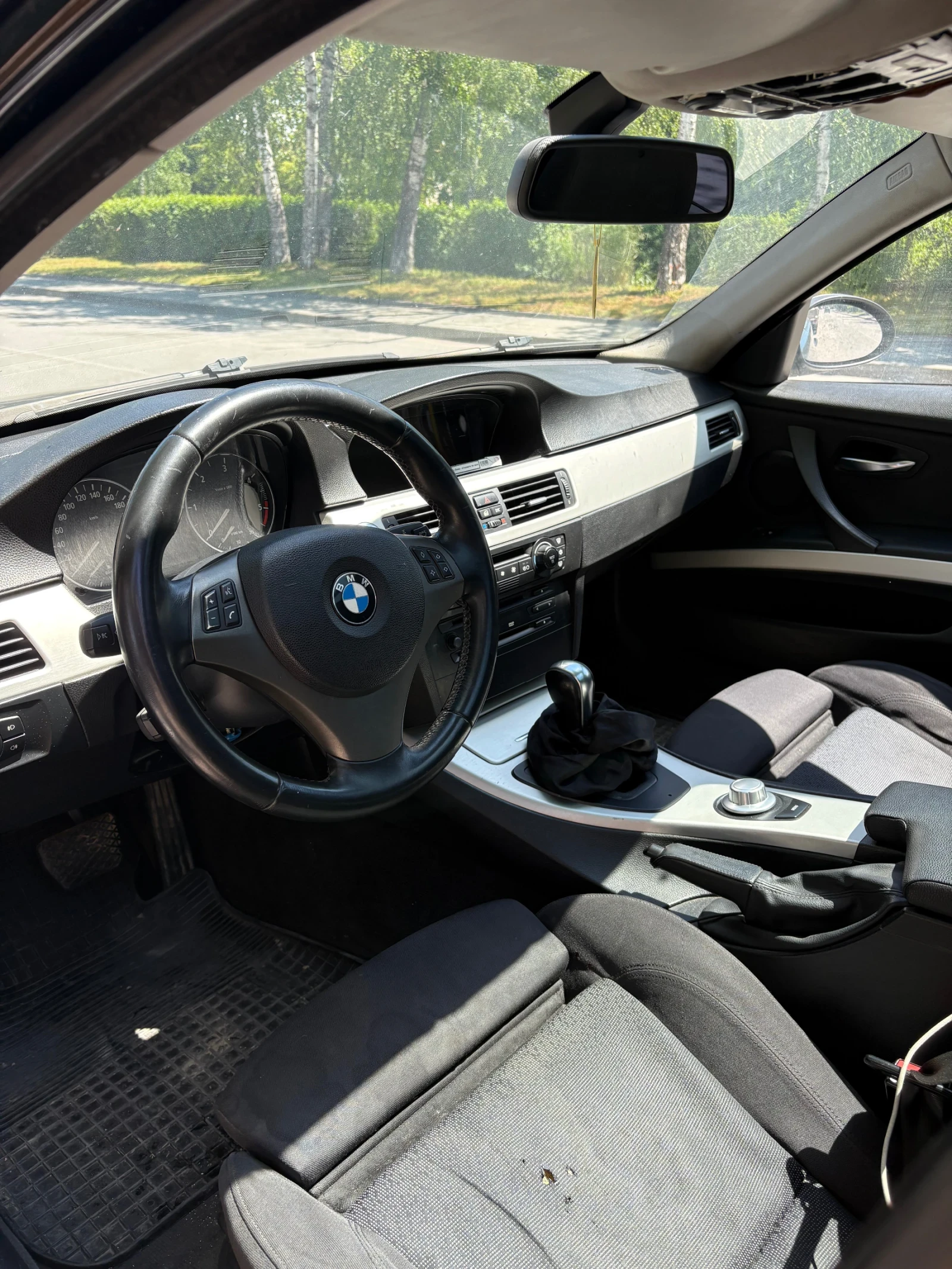 BMW 320, снимка 4 - Автомобили и джипове - 54710461