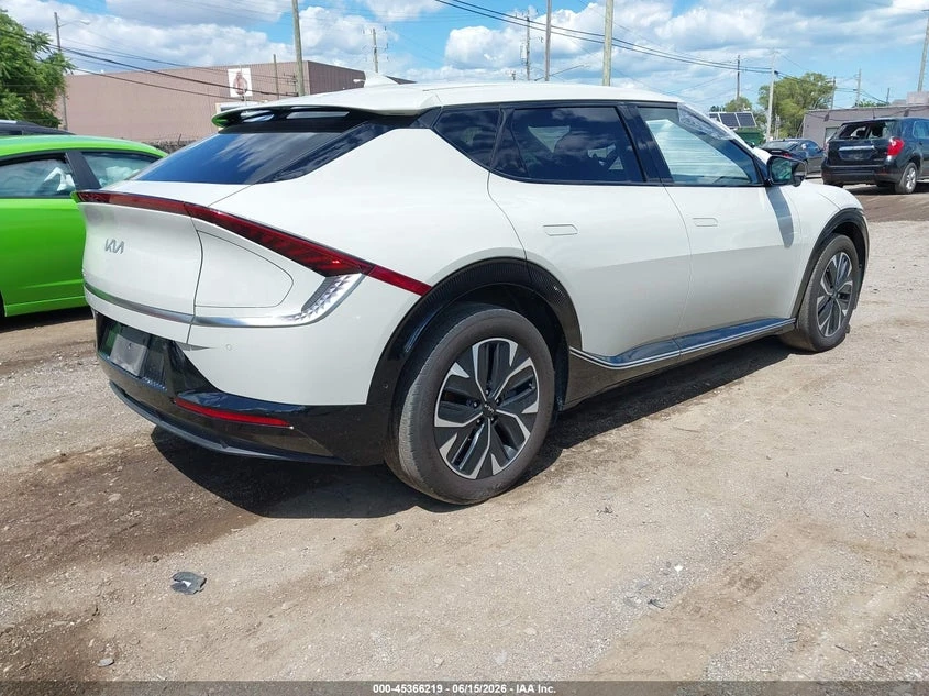 Kia EV6 Wind, снимка 4 - Автомобили и джипове - 55004661