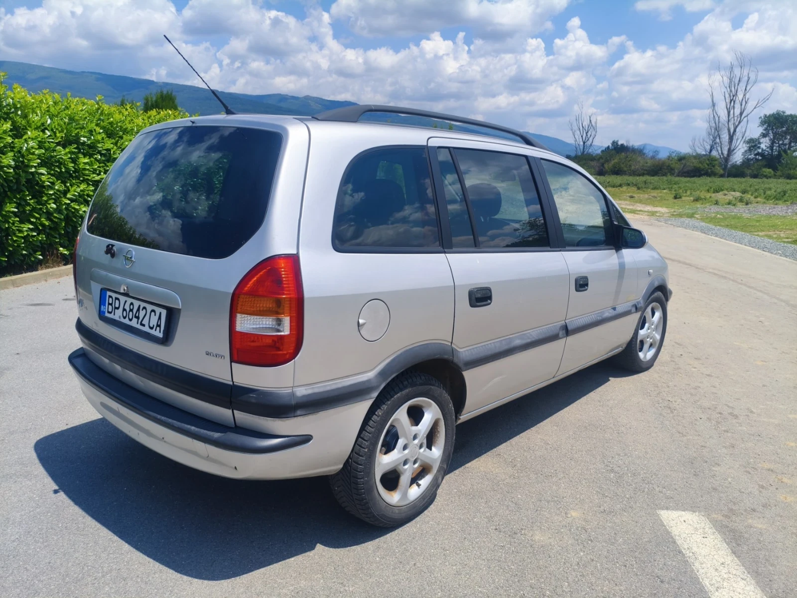 Opel Zafira, снимка 4 - Автомобили и джипове - 55034503