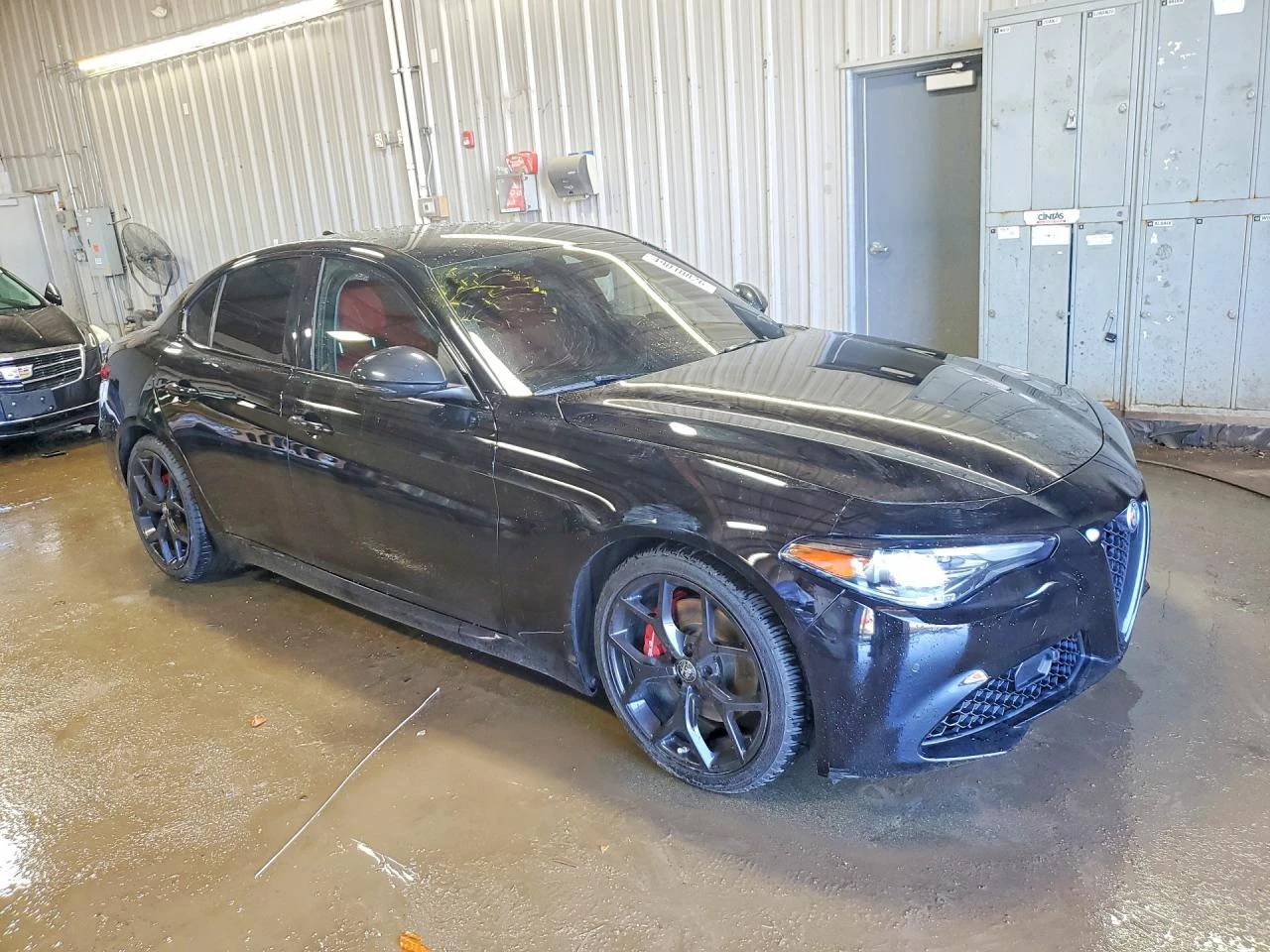 Alfa Romeo Giulia * RWD* KEYLESS* SUNROOF* ПОДРЕВ* КАМЕРА* , снимка 3 - Автомобили и джипове - 55249984