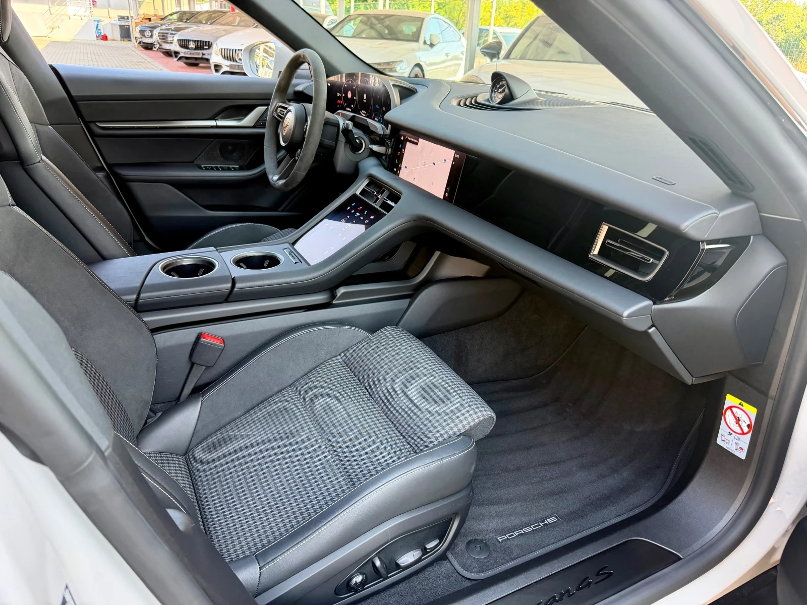 Porsche Taycan CROSS TOURISMO#FACELIFT#CRAYON#ОБДУХВАНЕ#ГАРАНЦИЯ, снимка 8 - Автомобили и джипове - 55448267