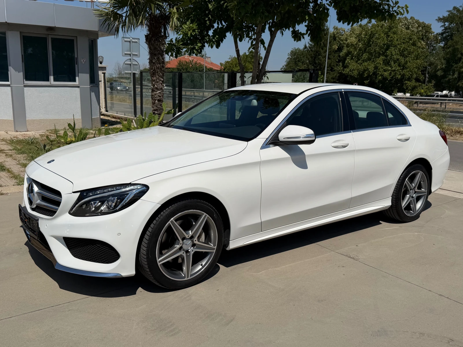 Mercedes-Benz C 220 d, AMG LINE, 188000км-ПЪЛНА СЕРВИЗНА ИСТОРИЯ!, снимка 7 - Автомобили и джипове - 55627373