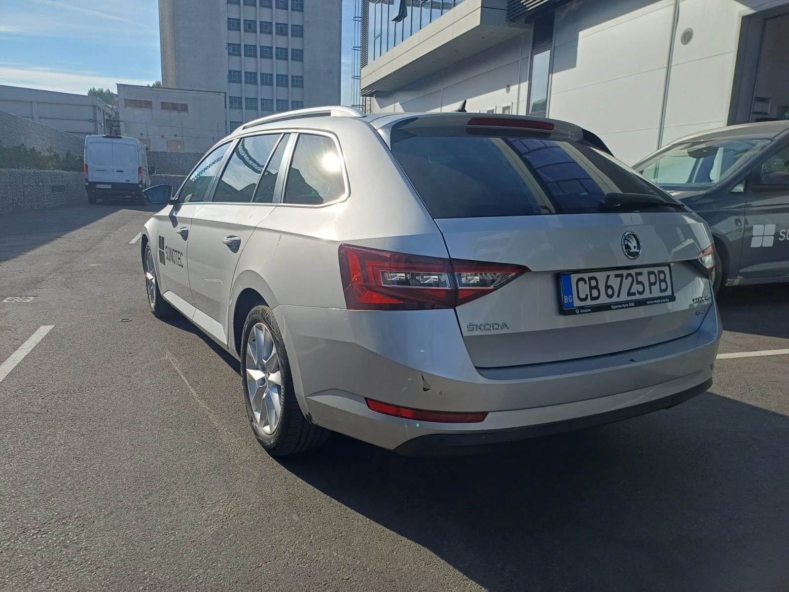 Skoda Superb 2.0 TDI, снимка 5 - Автомобили и джипове - 55715277