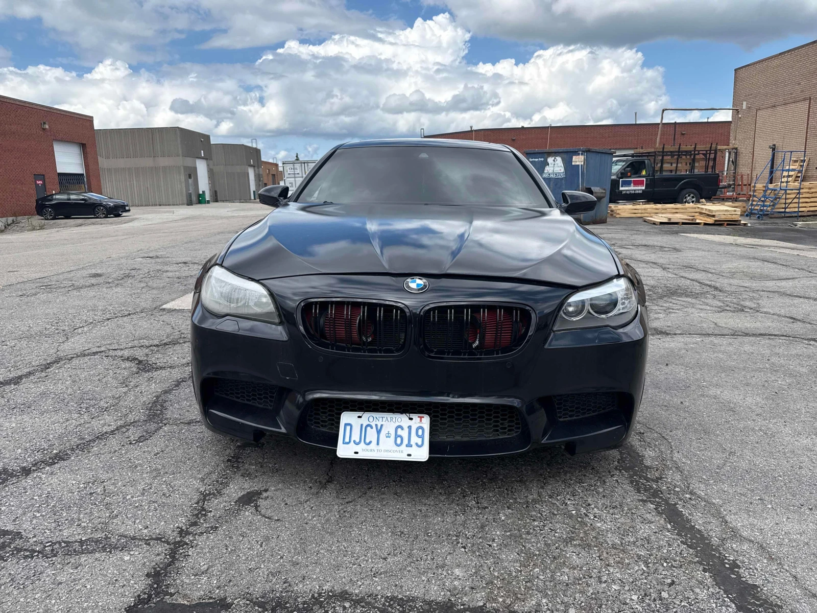 BMW M5 * 4dr Sdn * АВТОКРЕДИТ БЕЗ ПЪРВОНАЧАЛНА ВНОСКА* , снимка 6 - Автомобили и джипове - 55873117