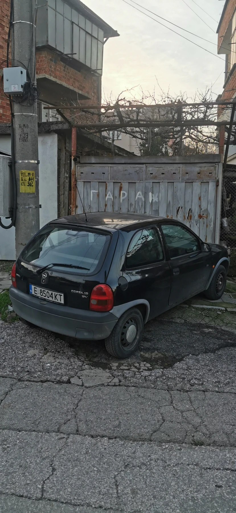 Opel Corsa 1.0  12v, снимка 2 - Автомобили и джипове - 56050573