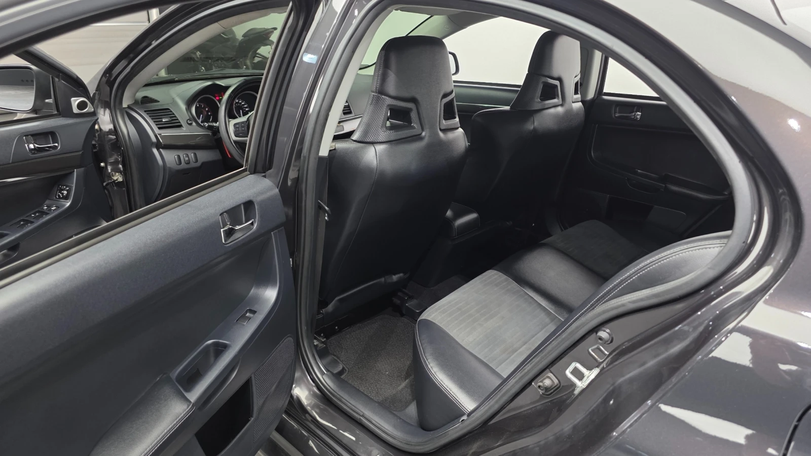 Mitsubishi Lancer EVO 10 * ПОДГРЕВ, снимка 12 - Автомобили и джипове - 56116499