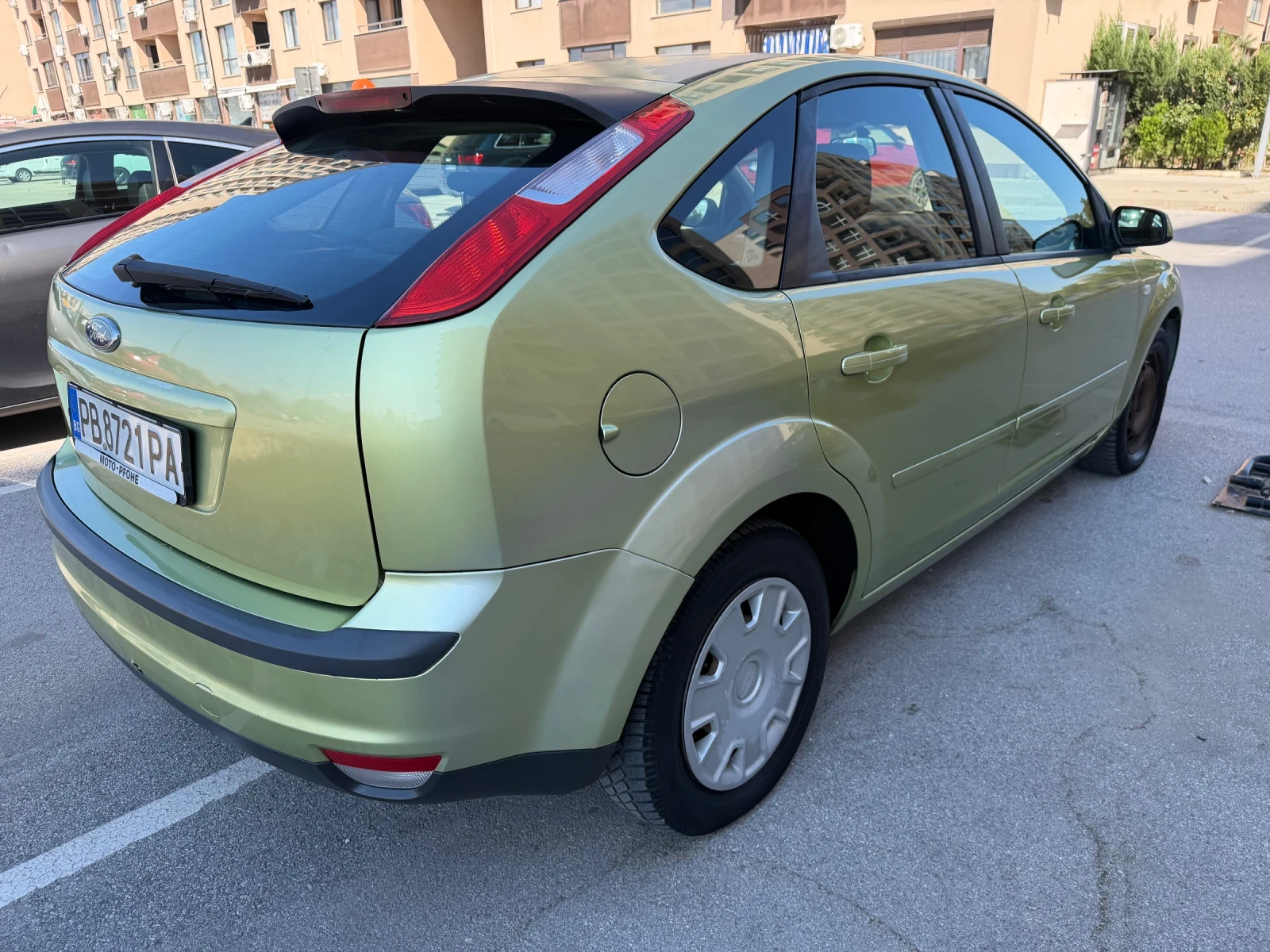 Ford Focus 1.6i, снимка 4 - Автомобили и джипове - 56732783