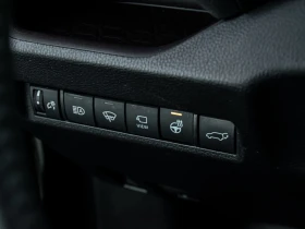 Toyota Rav4 LIMITED* HYBRID* DISTRONIC* 360 КАМЕРИ* ОБДУХВАНЕ, снимка 15
