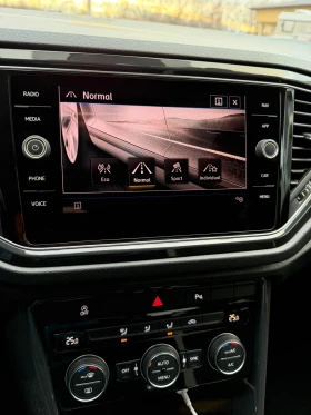 VW T-Roc * 4Motion* Digital Cockpit* Full Led* DSG*  - 19500 € / 38138.68 лв. - 16986894 10