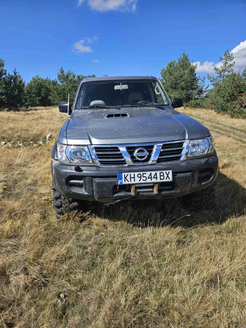 Nissan Patrol, снимка 3 - Автомобили и джипове - 47917561