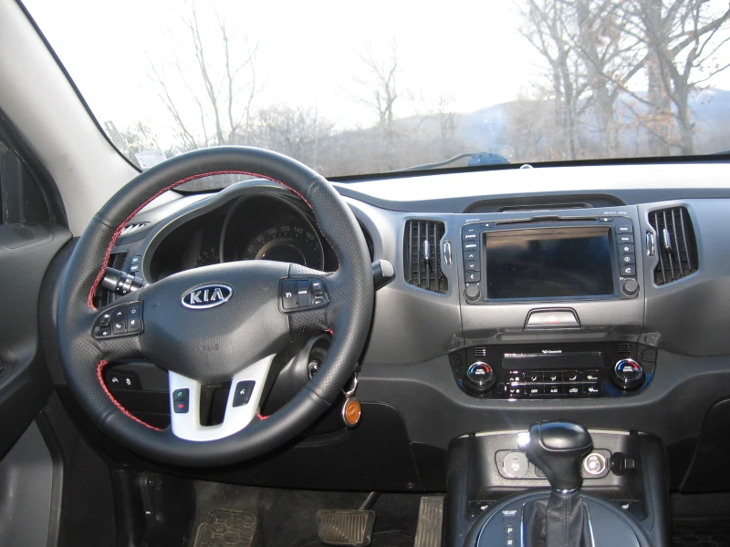 Kia Sportage 4* 4 ПАНОРАМА, снимка 9 - Автомобили и джипове - 48694799