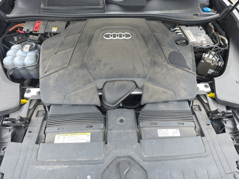 Audi Q8 Premium Plus S-Line | ПАНОРАМА | 360 КАМЕРИ | , снимка 16 - Автомобили и джипове - 53354254