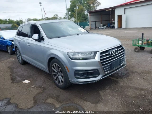 Audi Q7 3.0T Prestige, снимка 1 - Автомобили и джипове - 49478284