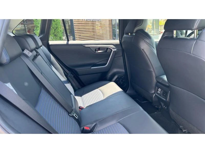 Toyota Rav4 2.5H Style AWD, снимка 15 - Автомобили и джипове - 55006120
