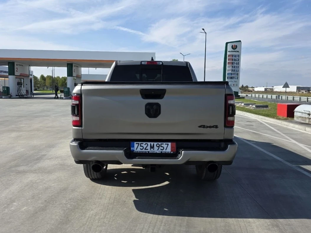 Dodge RAM 1500 5.7HEMI/LIMITED/ВЪЗДУХ/ПАНО/ОБДУХ/360/АСИСТЕНТИ* * - изображение 5
