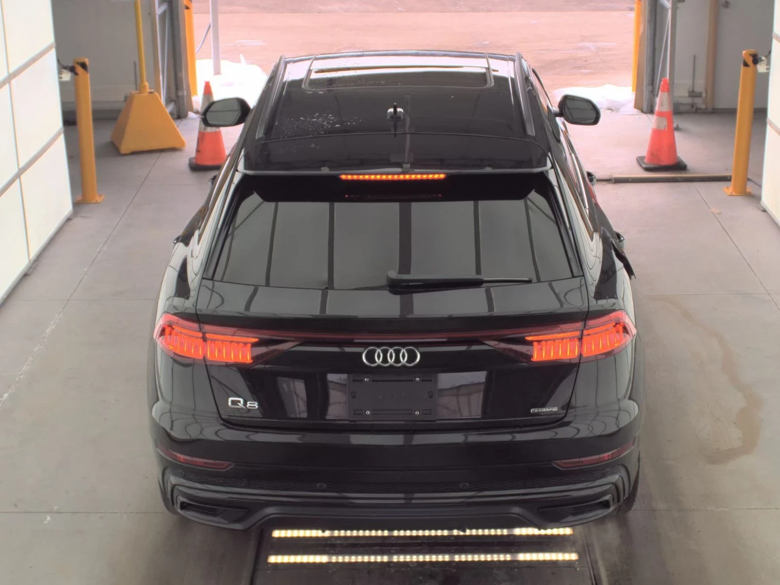 Audi Q8 Premium Plus S-Line | ПАНОРАМА | 360 КАМЕРИ |  - изображение 5