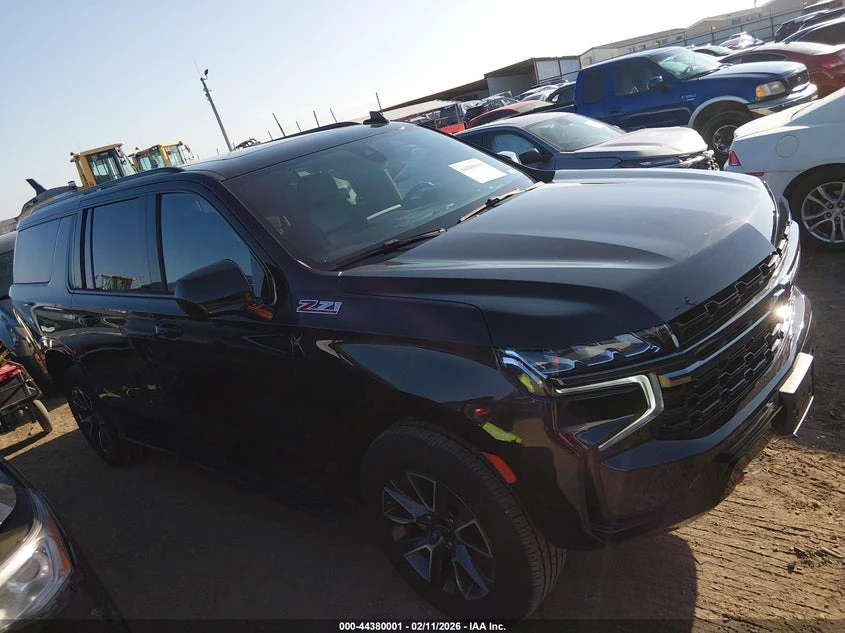 Chevrolet Suburban 5.3L V-8 DI, VVT, 355HP 4X4 Drive | Mobile.bg � ����������� 13