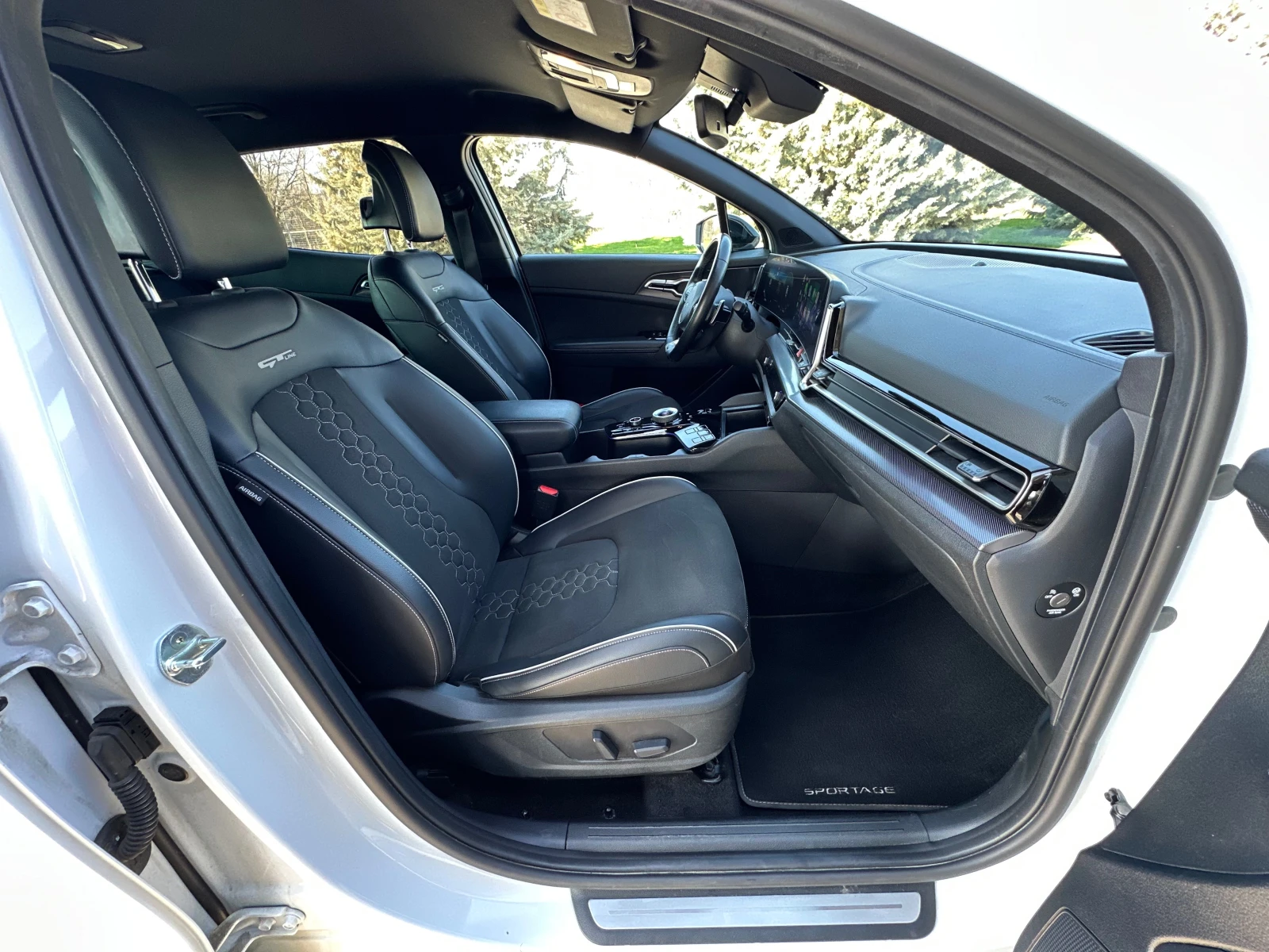 Kia Sportage GT-Line/4x4/1.6 GDI PHEV/265кс/Keyless Go/Подгрев, снимка 10 - Автомобили и джипове - 53939946