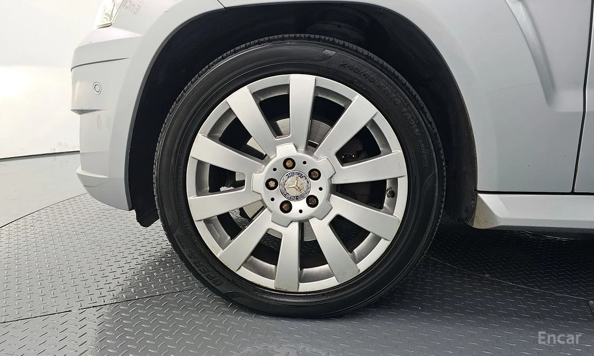 Mercedes-Benz GLK, снимка 5 - Автомобили и джипове - 53970853
