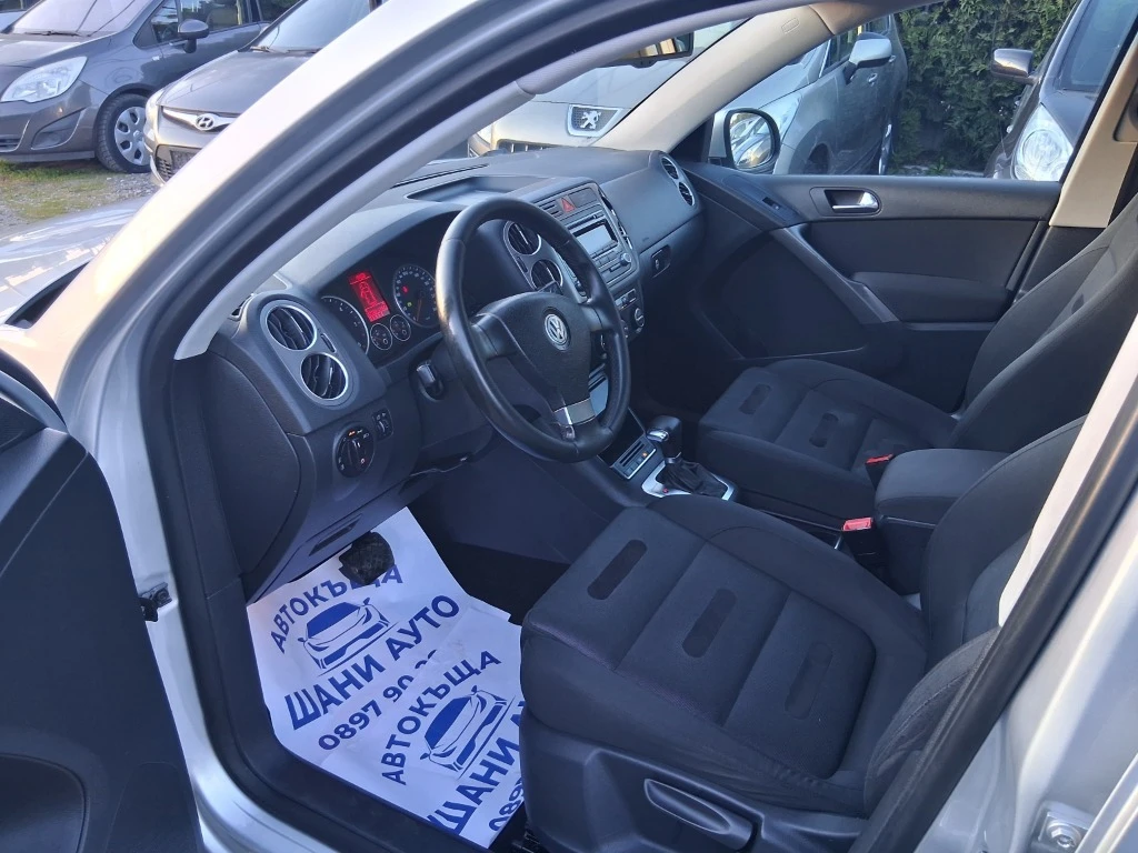 VW Tiguan АВТОМАТИК 4x4 , снимка 8 - Автомобили и джипове - 54034140