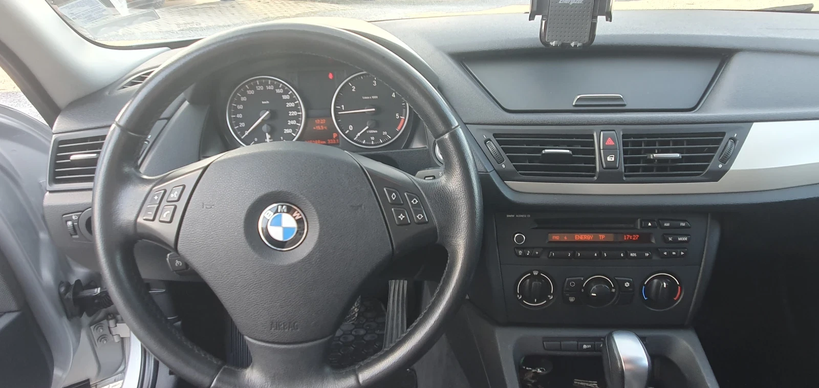 BMW X1, снимка 15 - Автомобили и джипове - 54113159