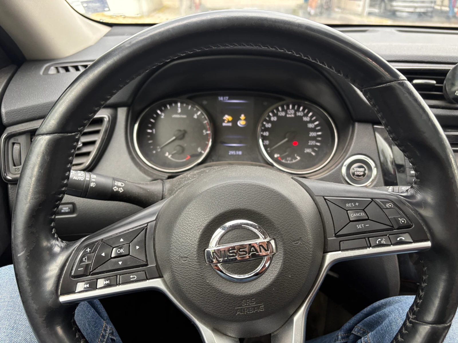 Nissan X-trail     Tekna, снимка 8 - Автомобили и джипове - 54573967