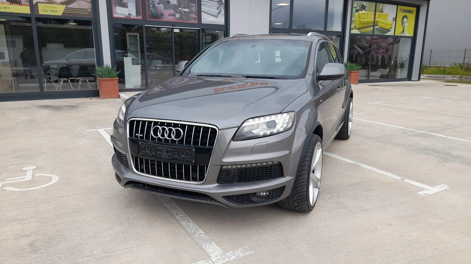Audi Q7 4.2 TDI - S-LINE 