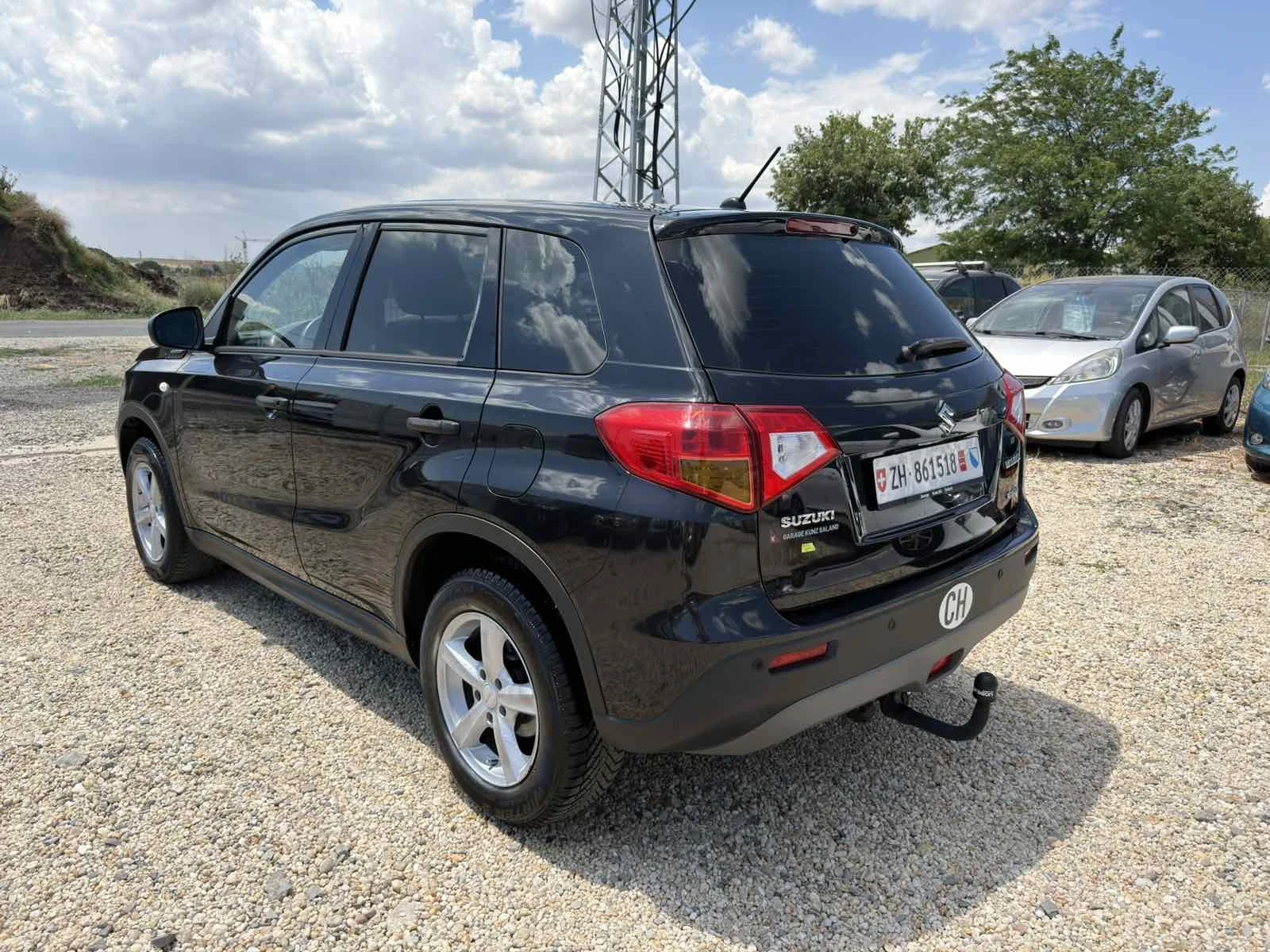Suzuki Vitara 1.6i, снимка 6 - Автомобили и джипове - 55071144