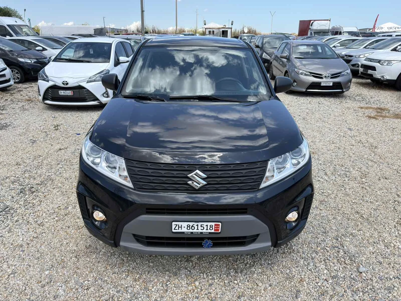 Suzuki Vitara 1.6i, снимка 3 - Автомобили и джипове - 55071144