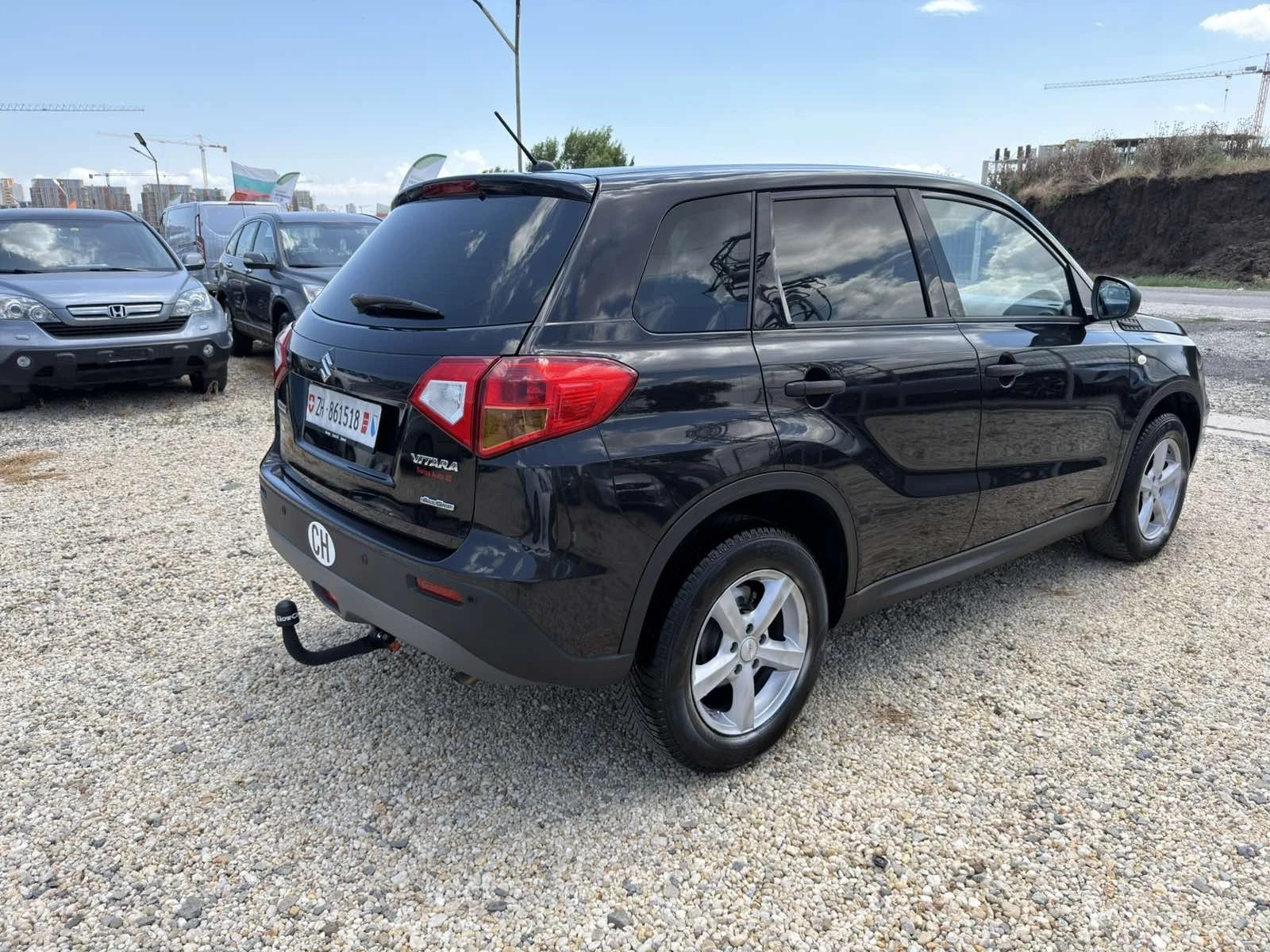 Suzuki Vitara 1.6i, снимка 5 - Автомобили и джипове - 55071144