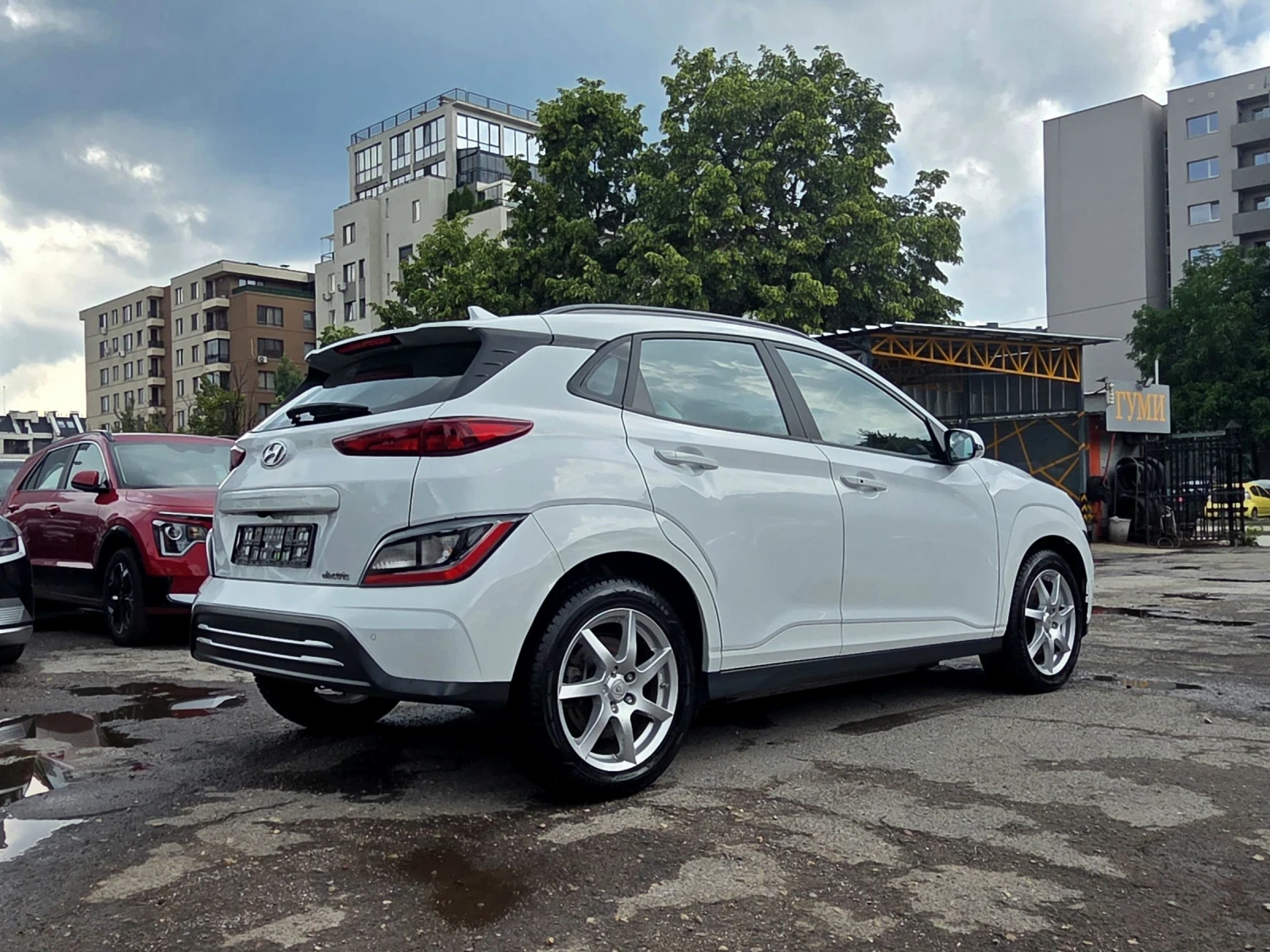 Hyundai Kona SOH100%/2022/Гаранционна, снимка 4 - Автомобили и джипове - 55125477