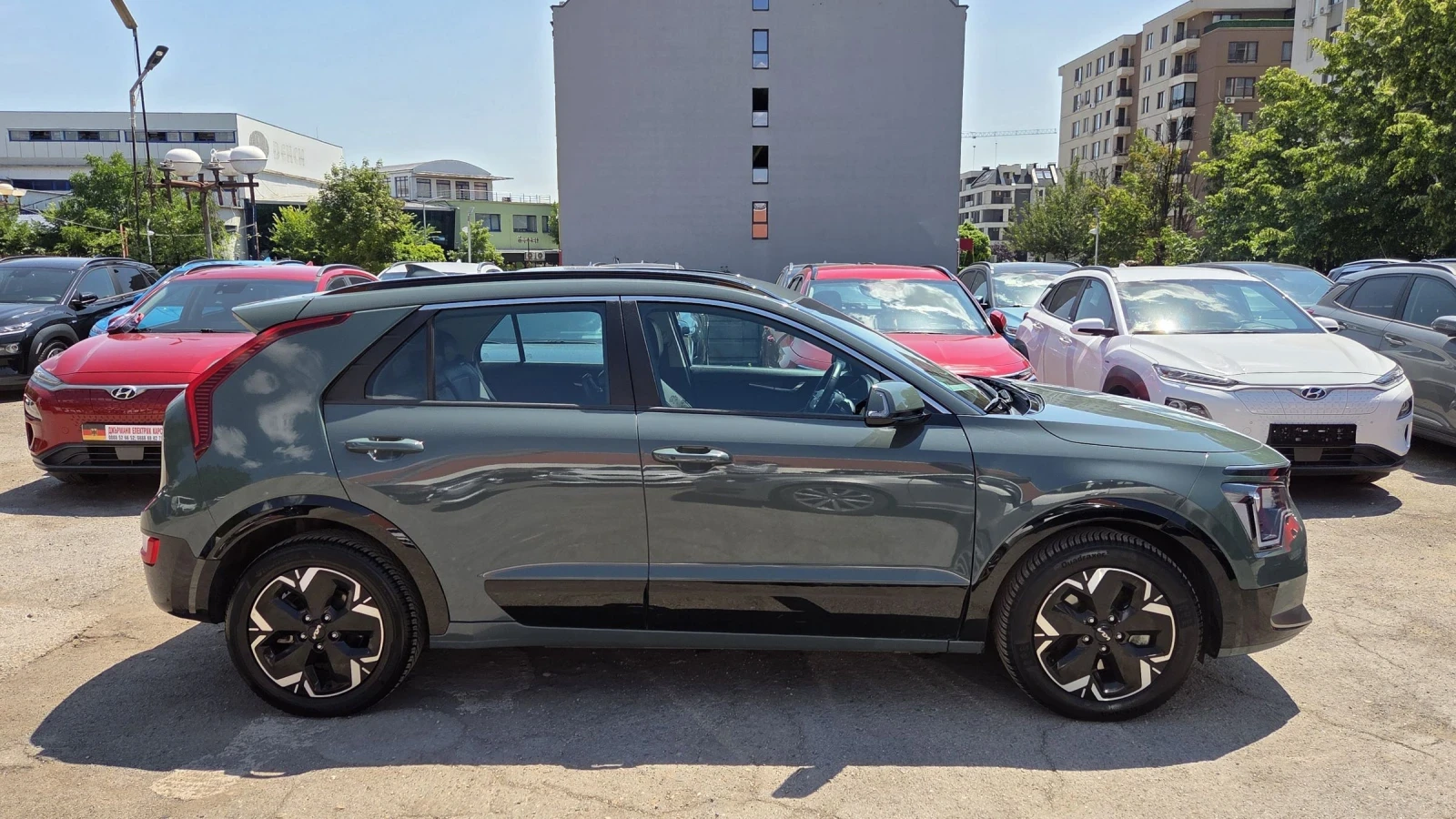 Kia Niro КАТО НОВА/21 000 КМ/2024, снимка 2 - Автомобили и джипове - 55200037