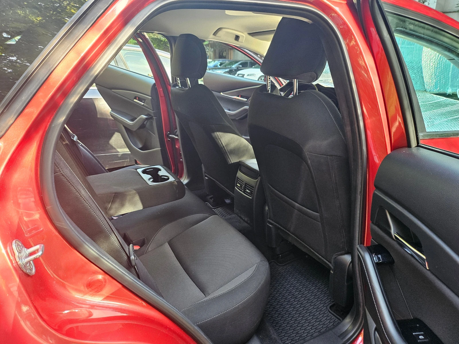 Mazda CX-30, снимка 7 - Автомобили и джипове - 55438303