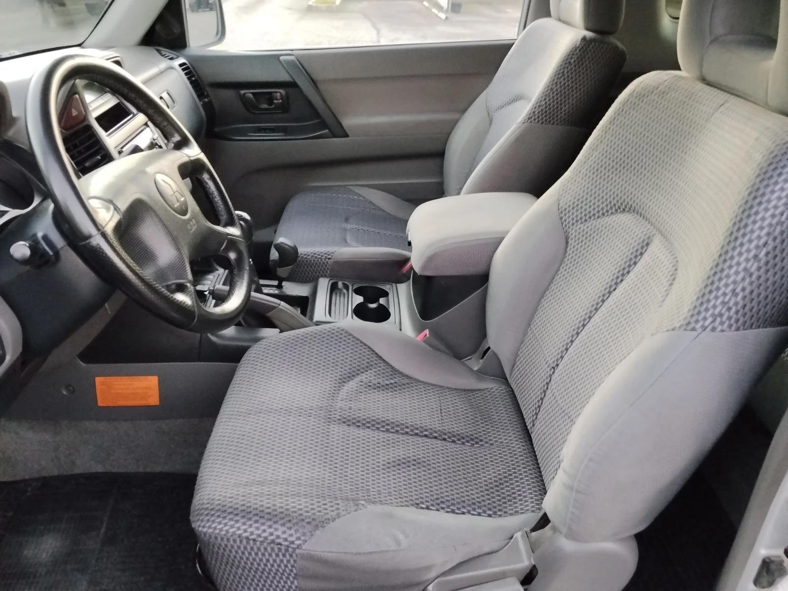 Mitsubishi Pajero 2.5TDI, снимка 10 - Автомобили и джипове - 56300970