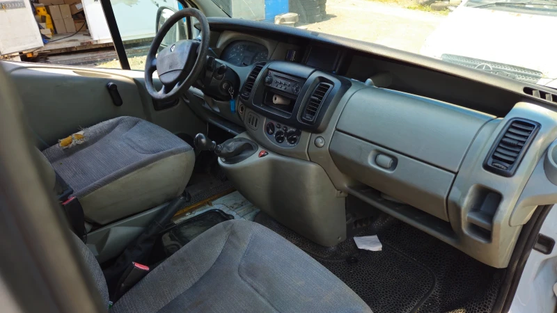 Renault Trafic 2.0dci/на части , снимка 5 - Бусове и автобуси - 50550313