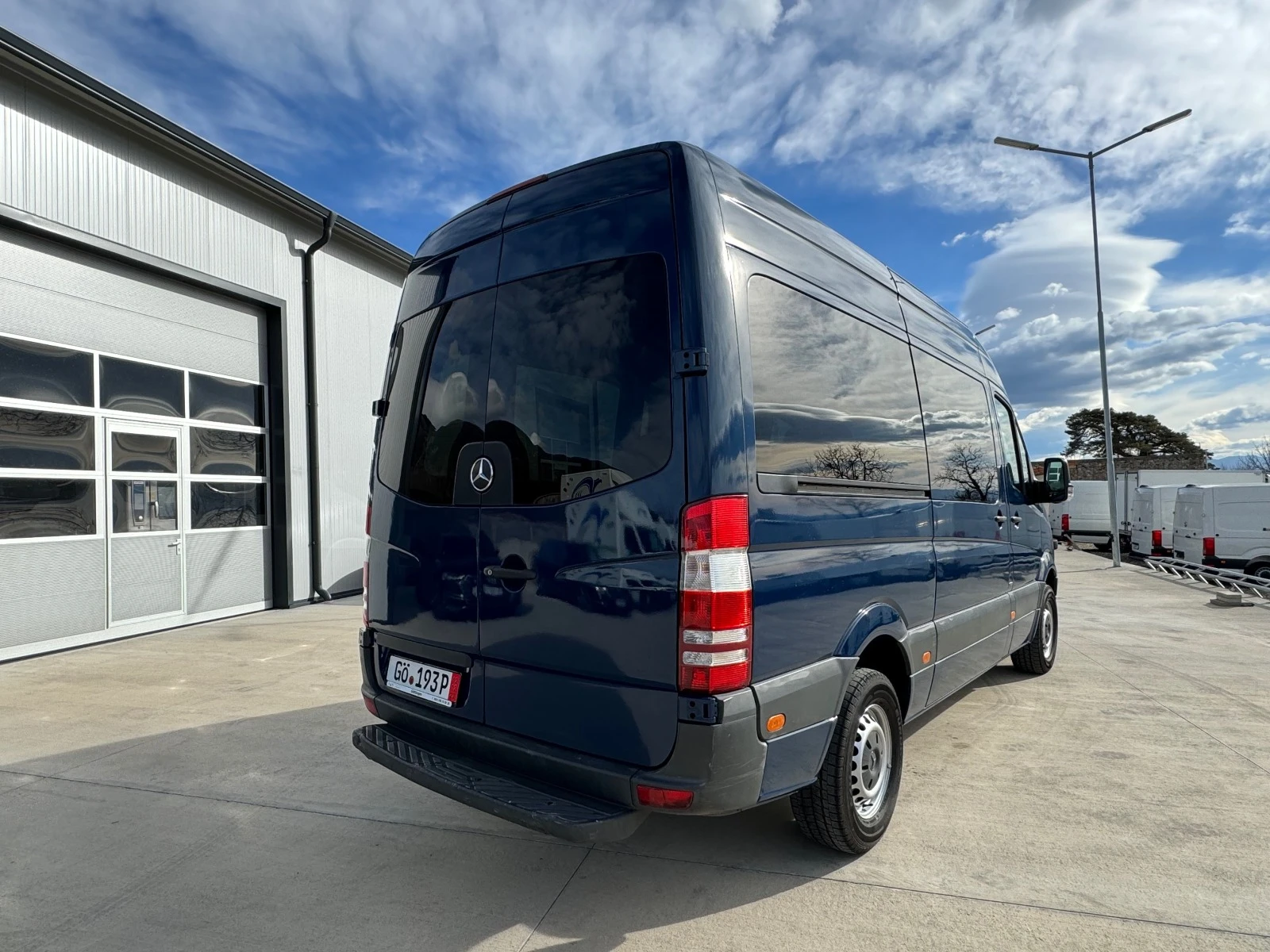 Mercedes-Benz Sprinter 316 9м.Немски!КАТО НОВ!ТОП!ТОП!ТОП!НАВИ!КЛИМАТР! - изображение 5