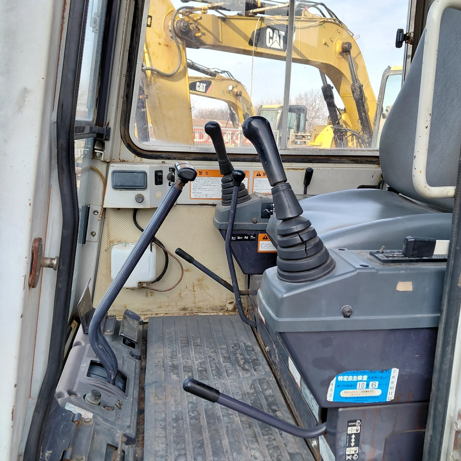 ����� Cat Mitsubishi MM30B * ��� ��������� *  | Mobile.bg � ����������� 10