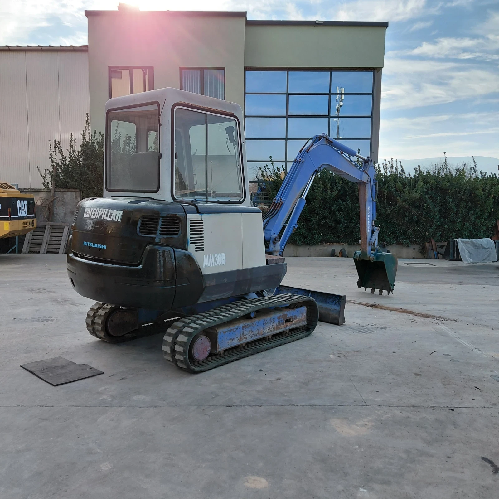 ����� Cat Mitsubishi MM30B * ��� ��������� *  | Mobile.bg � ����������� 3