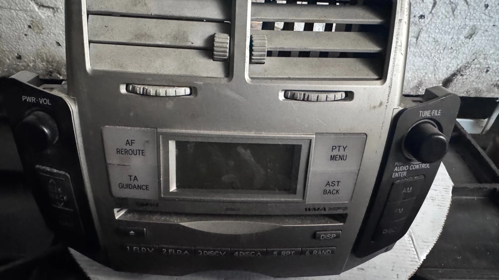   /  /  a Toyota Yaris - 86120-0D210 / CFF00009B | Mobile.bg   1