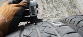 Гуми Зимни 215/65R15, снимка 4